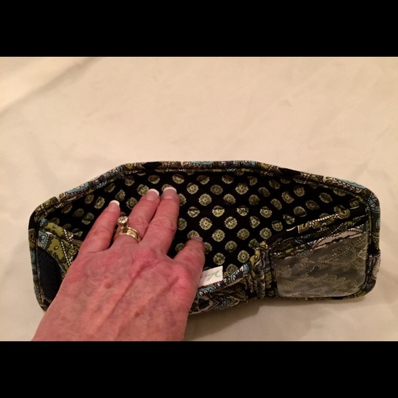 Vera Bradley wallet. New - Picture 5 of 5
